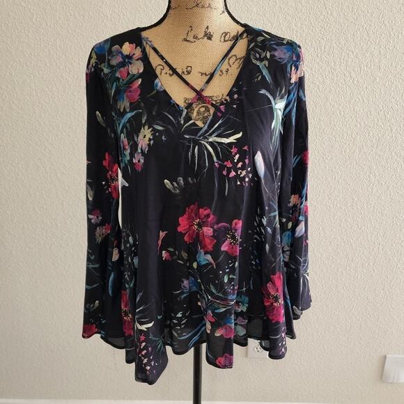 FIFTEEN TWENTY floral bell sleeve lattice front boho blouse‎ size small - Picture 1 of 9